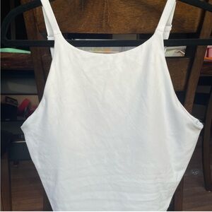 NWOT ATHLETA INTENTION CROP